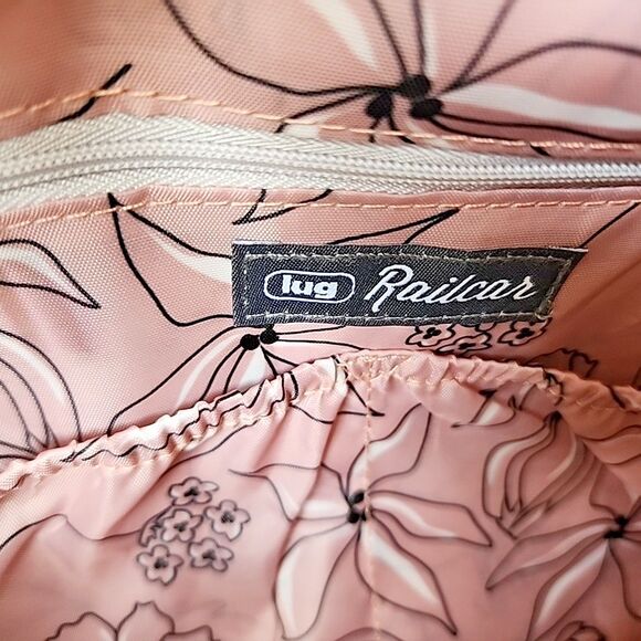 Lug Railcar Crossbody Tote Bag Metallic Silver Adjustable Removeable Strap RFID - Picture 10 of 12